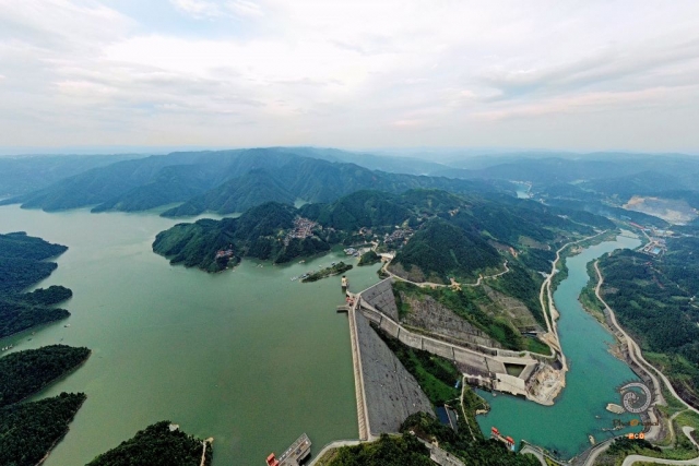 $vo['fname']|default='2019年8月4日在贵州省锦屏县平略镇拍摄的三板溪水电站。