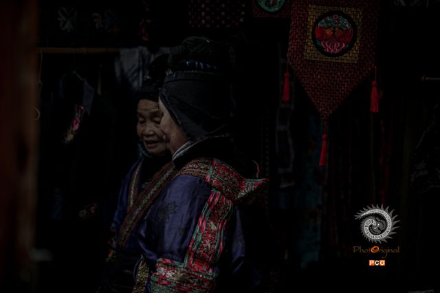 《闲聊》