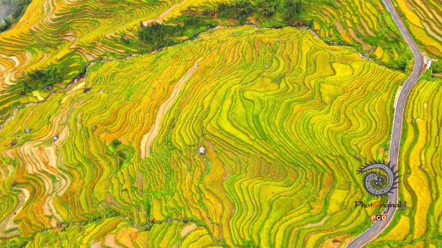 第十五届多彩贵州·中国原生态国际摄影大展·”空中瞰贵州”主题征稿 · 寻觅乡愁 的图集