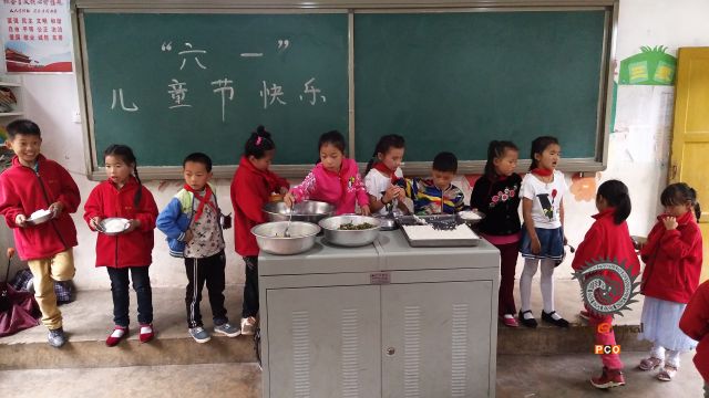 《午餐》