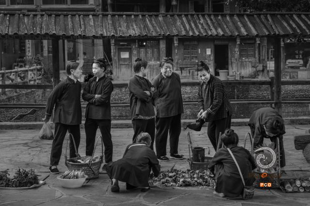 早市上的阿婆们