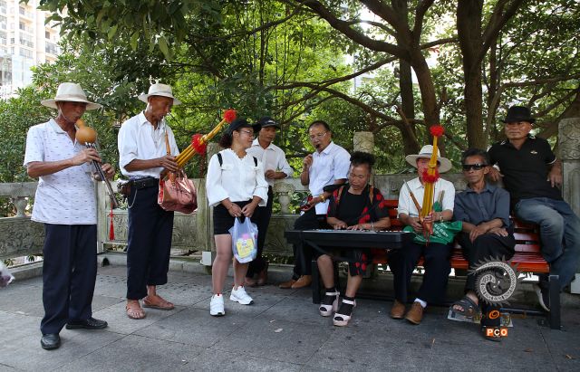 广场合奏曲