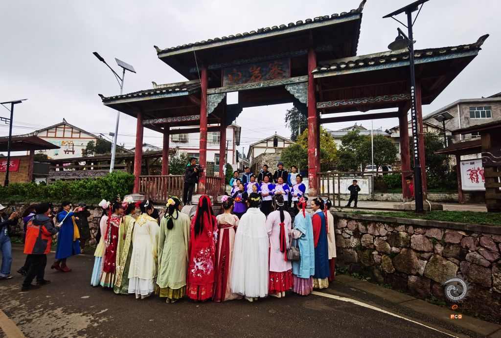 《布衣人家喜客来》