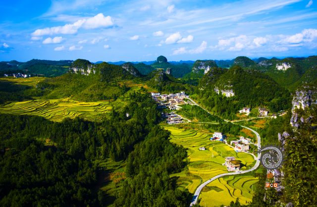 美丽乡村 致富路 谢党恩