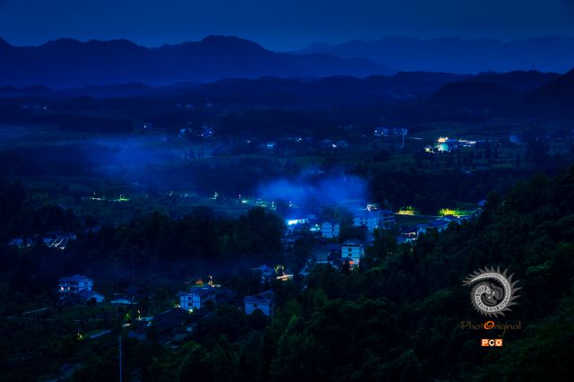 茶香夜色美