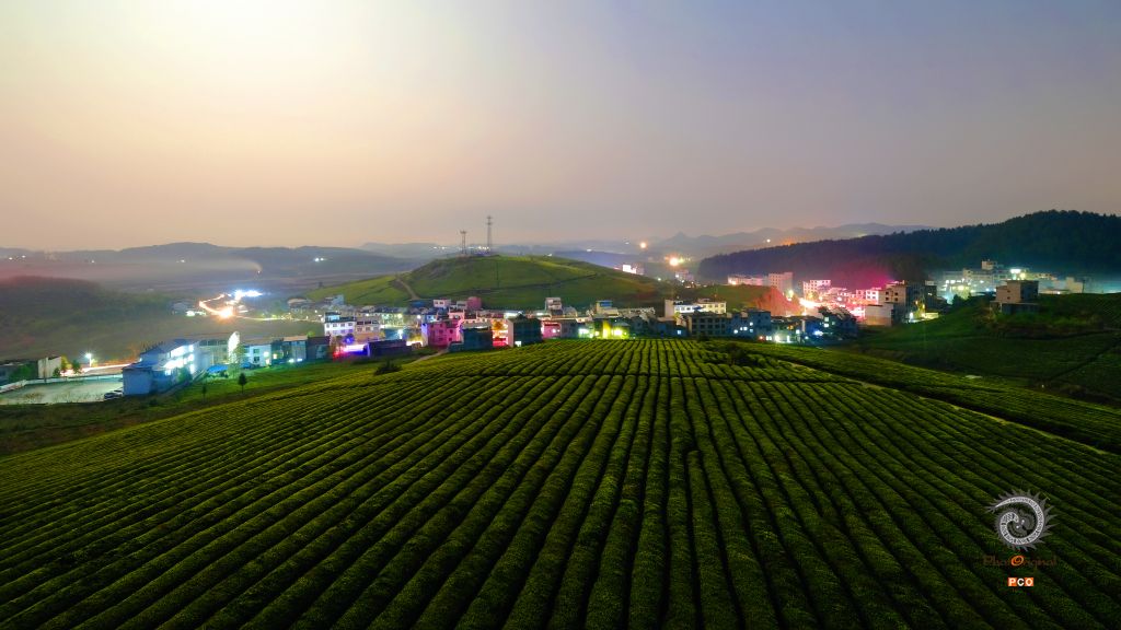 苗王城夜景