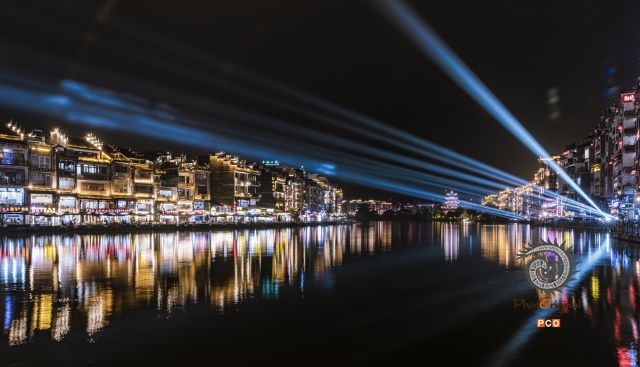 七彩镇远