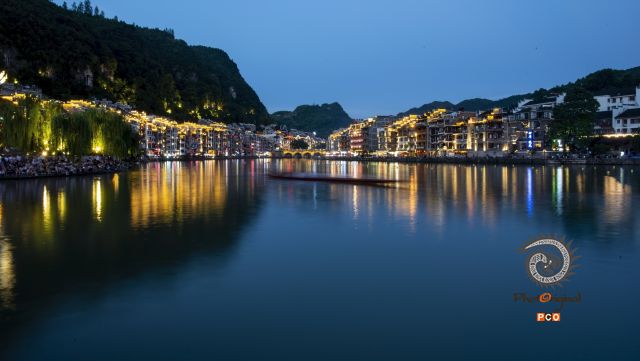 《炫丽多彩的㵲阳河》