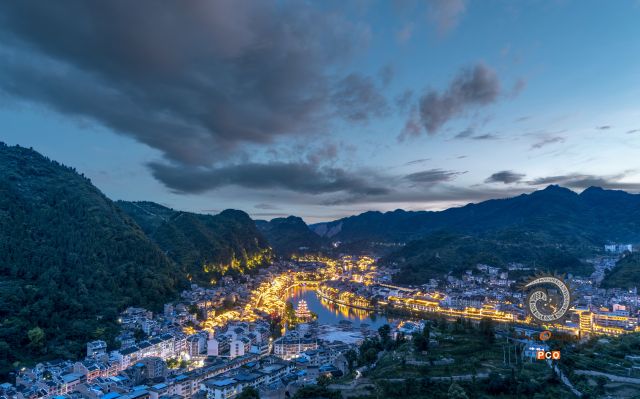 镇远古城夜景