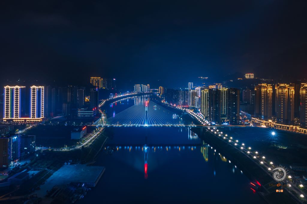 乌江明珠.思南县城夜景