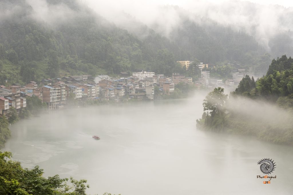 清水江晨韵