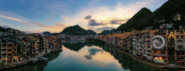 夕阳下的古城