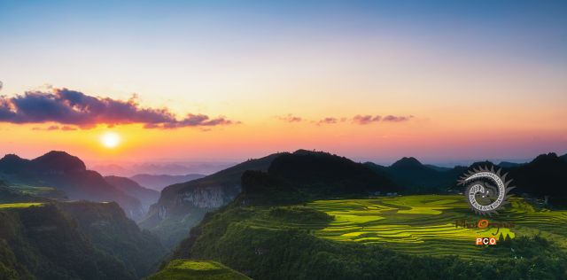 夕照毛基堡