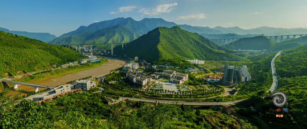 黄金新农村
