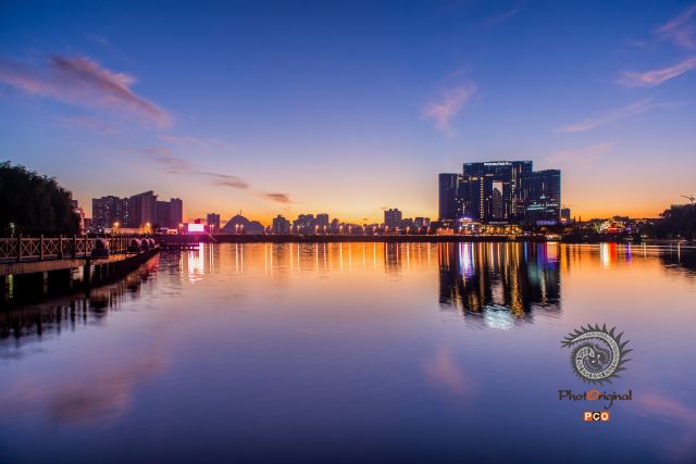 安顺虹湖景色