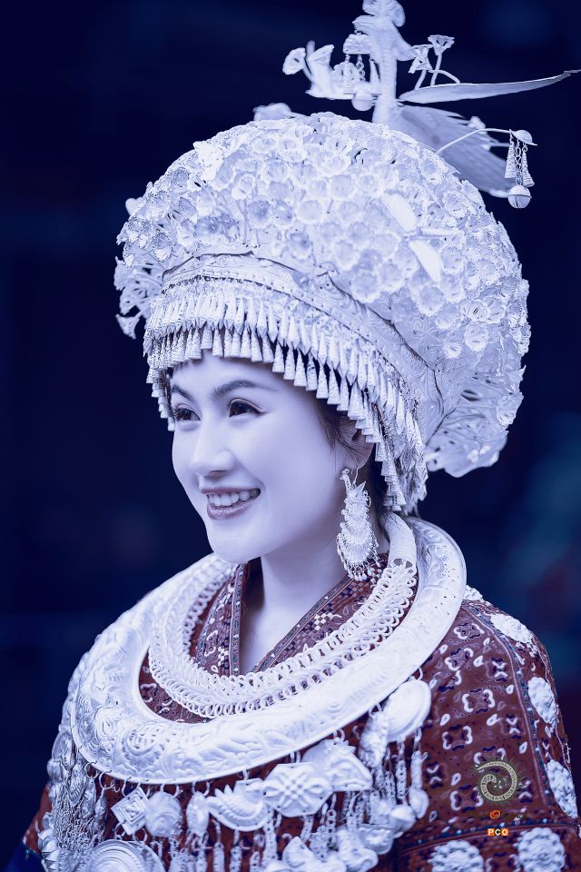 苗家女