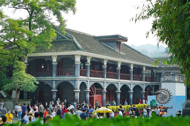 第十五届多彩贵州·中国原生态国际摄影大展 · 摄影大展官方客服 的图集