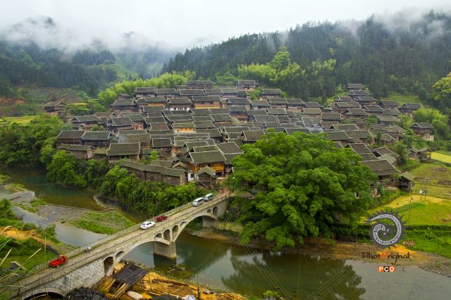 《乌当村的致富桥》