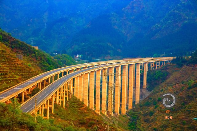 2023多彩贵州·第十六届中国原生态国际摄影大展 · 张从文 的图集