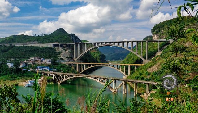 小兴浪大桥三桥比肩