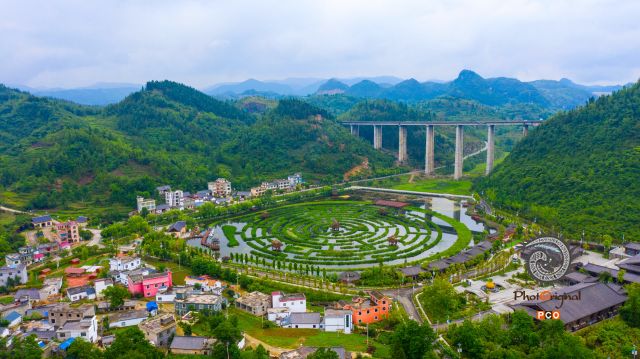 美丽乡村桥入景
