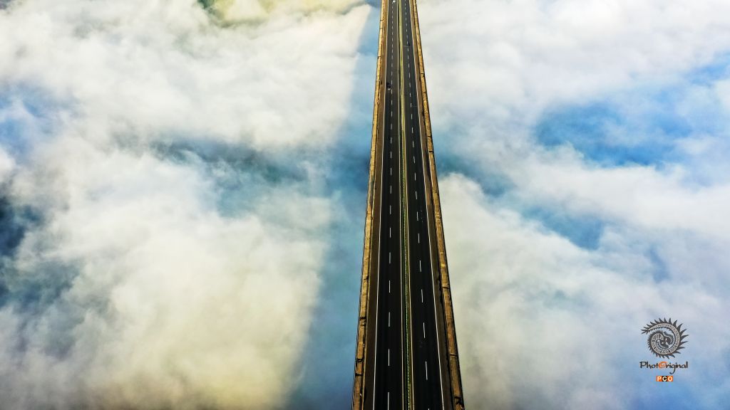 《天空之桥》