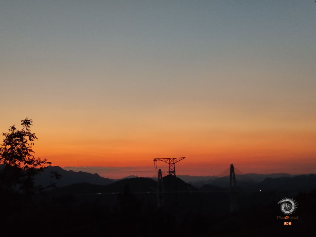 与夕阳共舞