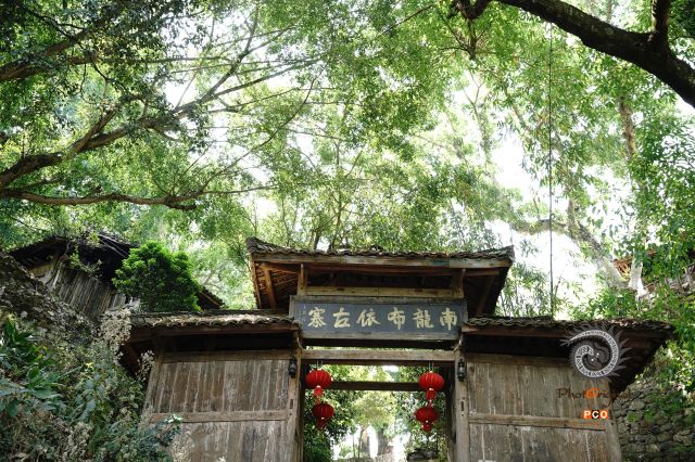 《南龙村：藏于四月黔西南的古朴遗珠》