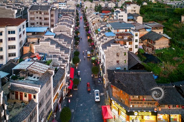 旧州古建筑街