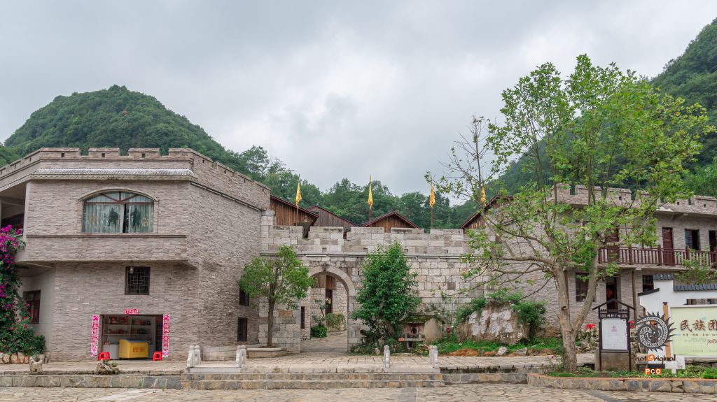 贵州安顺天阿歪寨村