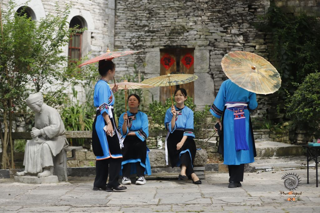 屯堡丽人
