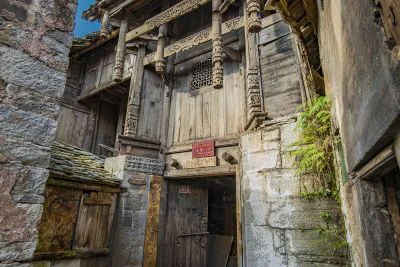 《本寨古建筑》