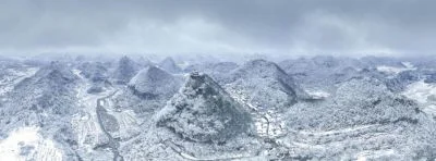 《云山屯》