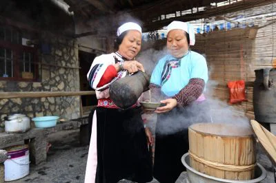 《生活》