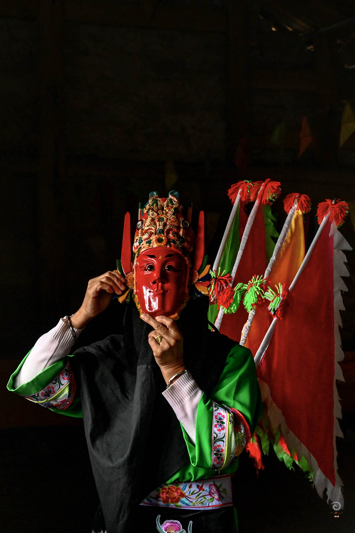 0021-《屯堡文化之---地戏》郭连军 (1)-13985158747-1200.jpg