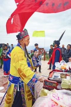 多彩贵州·第十四届中国原生态国际摄影大展 · 朱进 的图集