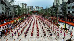 多彩贵州·第十四届中国原生态国际摄影大展 · 印象成城 的图集