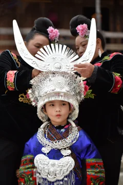 多彩贵州·第十四届中国原生态国际摄影大展 · 不按喇叭的男人 的图集