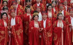 第十五届多彩贵州·中国原生态国际摄影大展 · 摄影大展官方客服 的图集