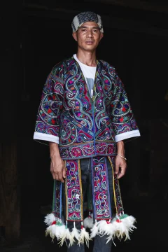 2025多彩贵州·第十八届中国原生态国际摄影大展 · 不鸣 的图集