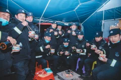 《一份爱心饺 温暖一座城》