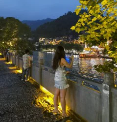 多彩贵州·第十四届中国原生态国际摄影大展 · 梅花三弄 的图集