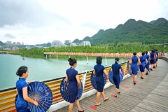 多彩贵州·第十四届中国原生态国际摄影大展 · hujibin 的图集