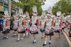 ​2024多彩贵州·第十七届中国原生态国际摄影大展 · 路人悠悠 的图集