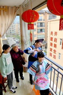 多彩贵州·第十四届中国原生态国际摄影大展 · 这方玩石 的图集