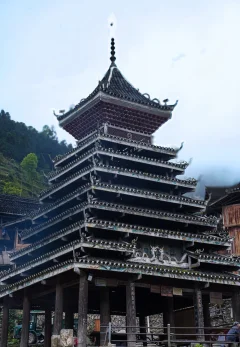 2025多彩贵州·第十八届中国原生态国际摄影大展 · 宜非帆 的图集