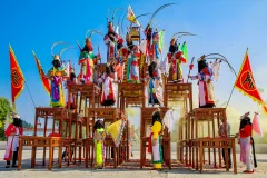 ​2024多彩贵州·第十七届中国原生态国际摄影大展 · 路人悠悠 的图集
