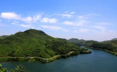 多彩贵州·第十四届中国原生态国际摄影大展 · 何维江 的图集