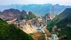 2023多彩贵州·第十六届中国原生态国际摄影大展 · 笨人夜话 的图集