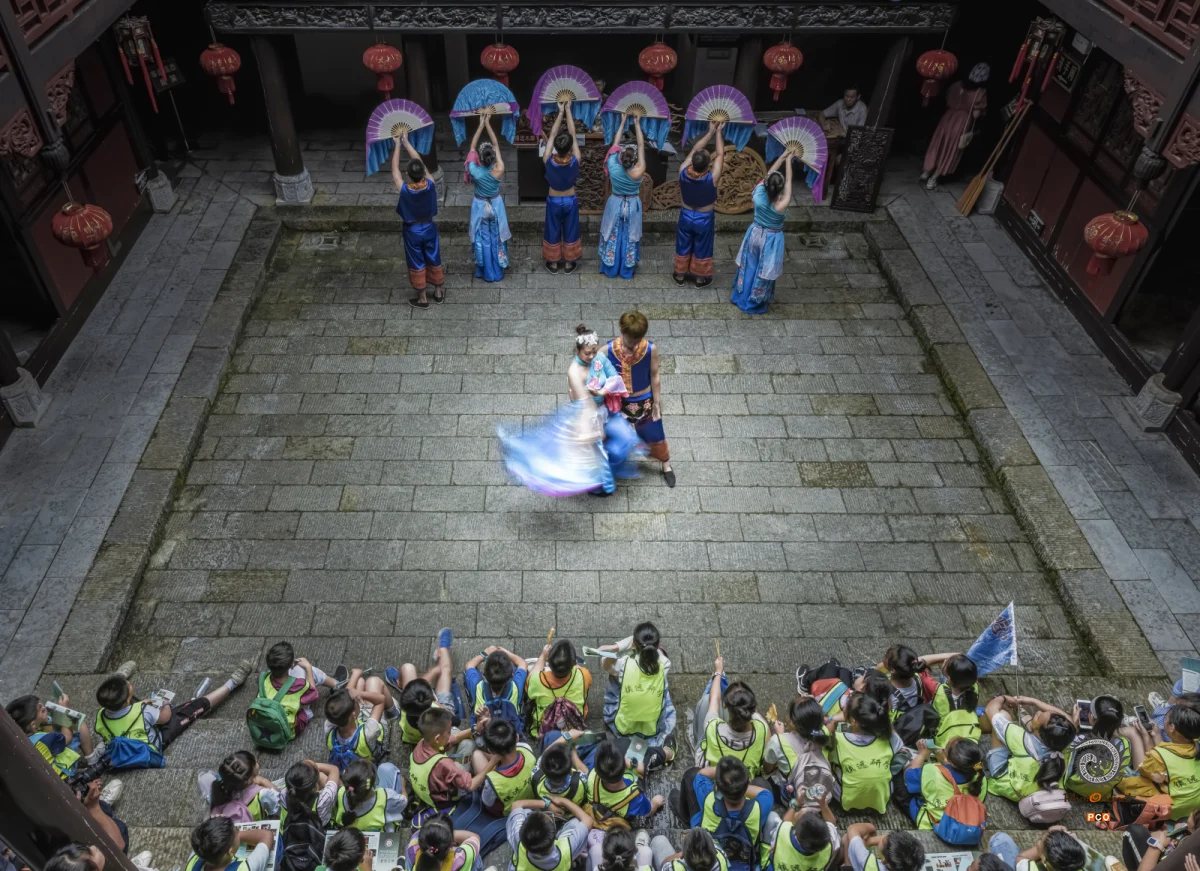 多彩贵州·第十四届中国原生态国际摄影大展 · 崎岸 的图集
